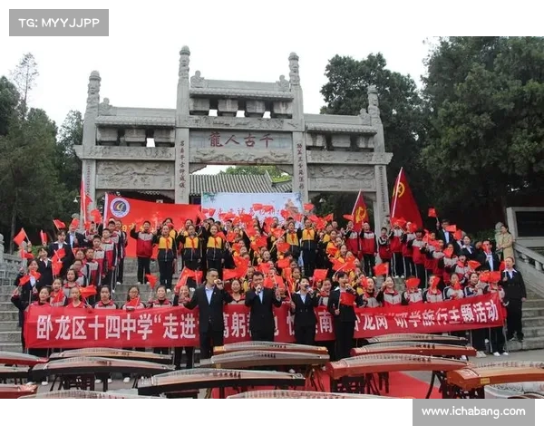 成都金牌球市背后的运营智慧与球迷文化深度解析 成都金牌球市背后的运营智慧与球迷文化深度解析